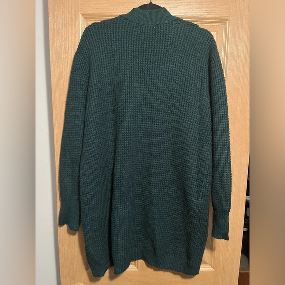 Jessica Simpson Deep Green Oversized Cardigan - Picture 9 of 14